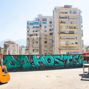 d1-hostel.albaniahotels.org/